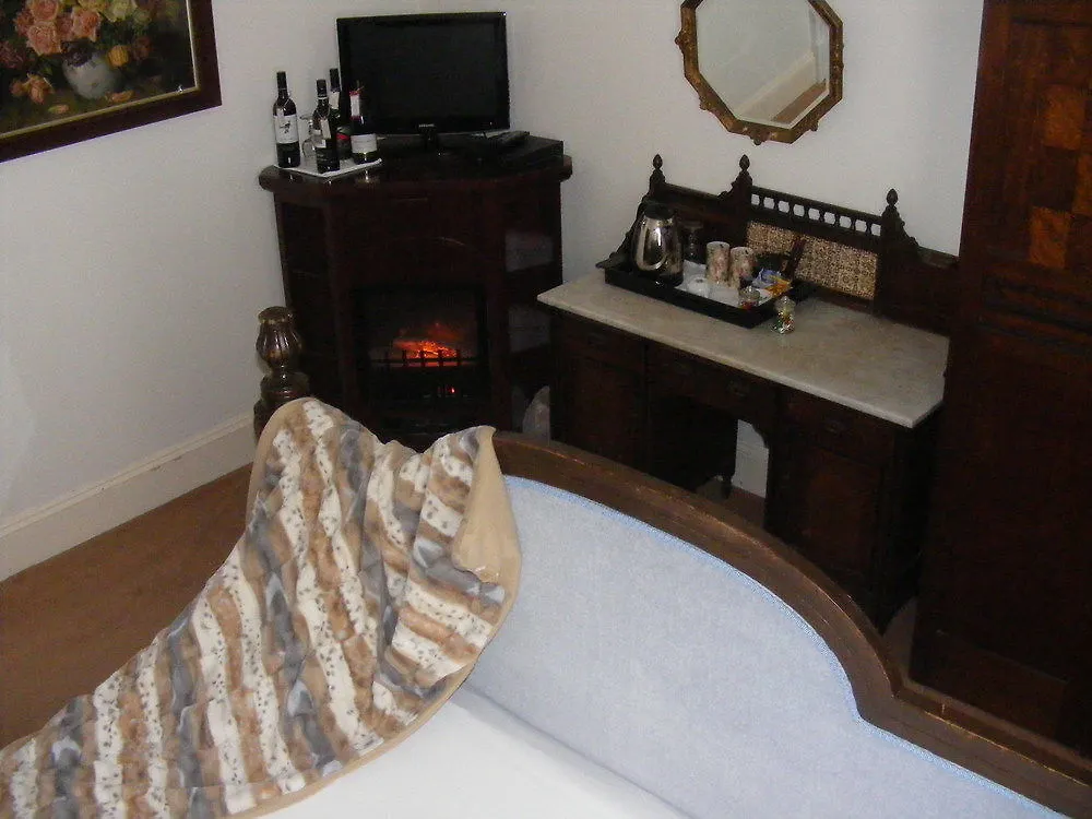 Abbey Boutique Hotel Adults Only Warwick 4*,  Australia